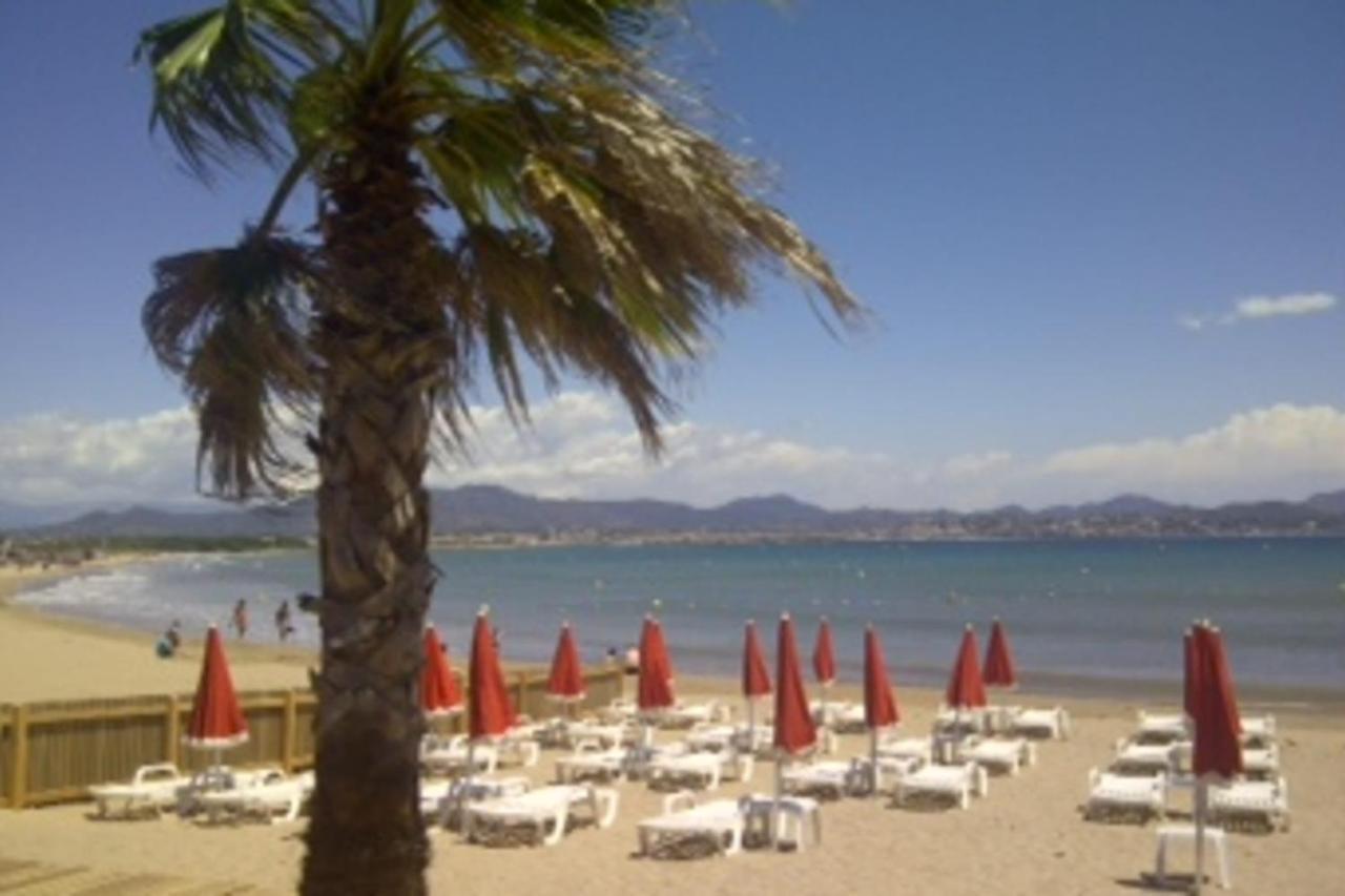 Superb Apartment With Balcony Near The Beach Saint-Raphaël エクステリア 写真
